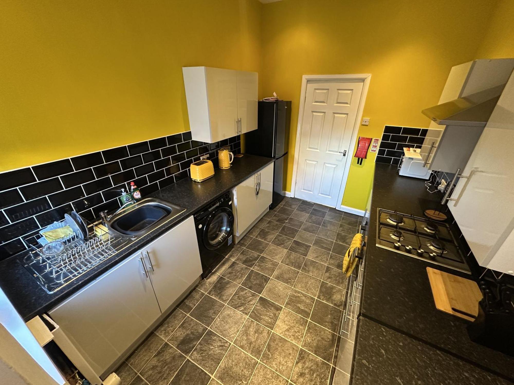 Large Ground Floor Apartment - South Shields - 3 Minutes From South Tyneside Hospital, 8 Minutes From Beach Exterior photo